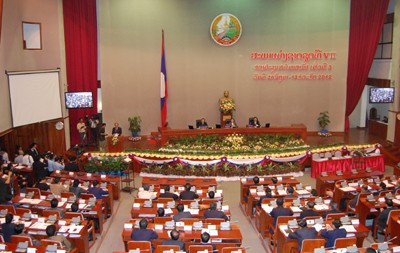 ប្រធានរដ្ឋសភាវៀតណាមNguyenSinh Hungថ្លែងមតិនៅសម័យប្រជុំលើកទី៣រដ្ឋសភាឡាវនីតិកាលទី៧ - ảnh 2